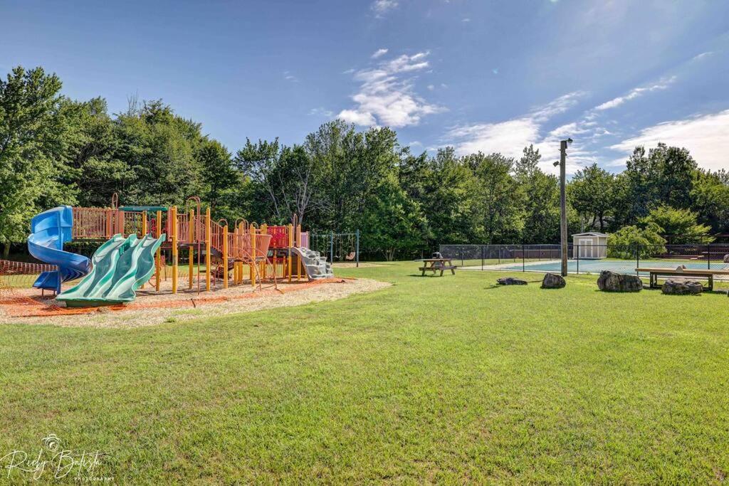 Cozy, Spacious House *New*Inthecommunity+Fire Pit Tobyhanna Extérieur photo