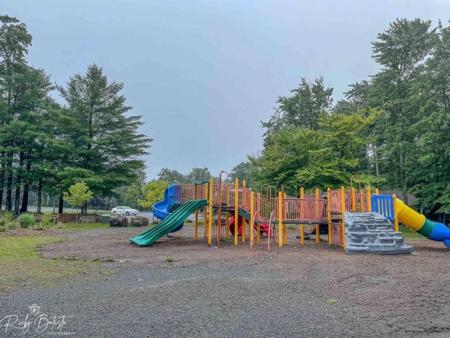 Cozy, Spacious House *New*Inthecommunity+Fire Pit Tobyhanna Extérieur photo